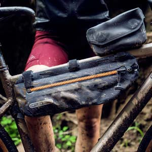 Borsa Da Telaio Triangolare Shogun Per MTB/ATB – Nylon Rosso, 2 Scomparti, Vintage NOS