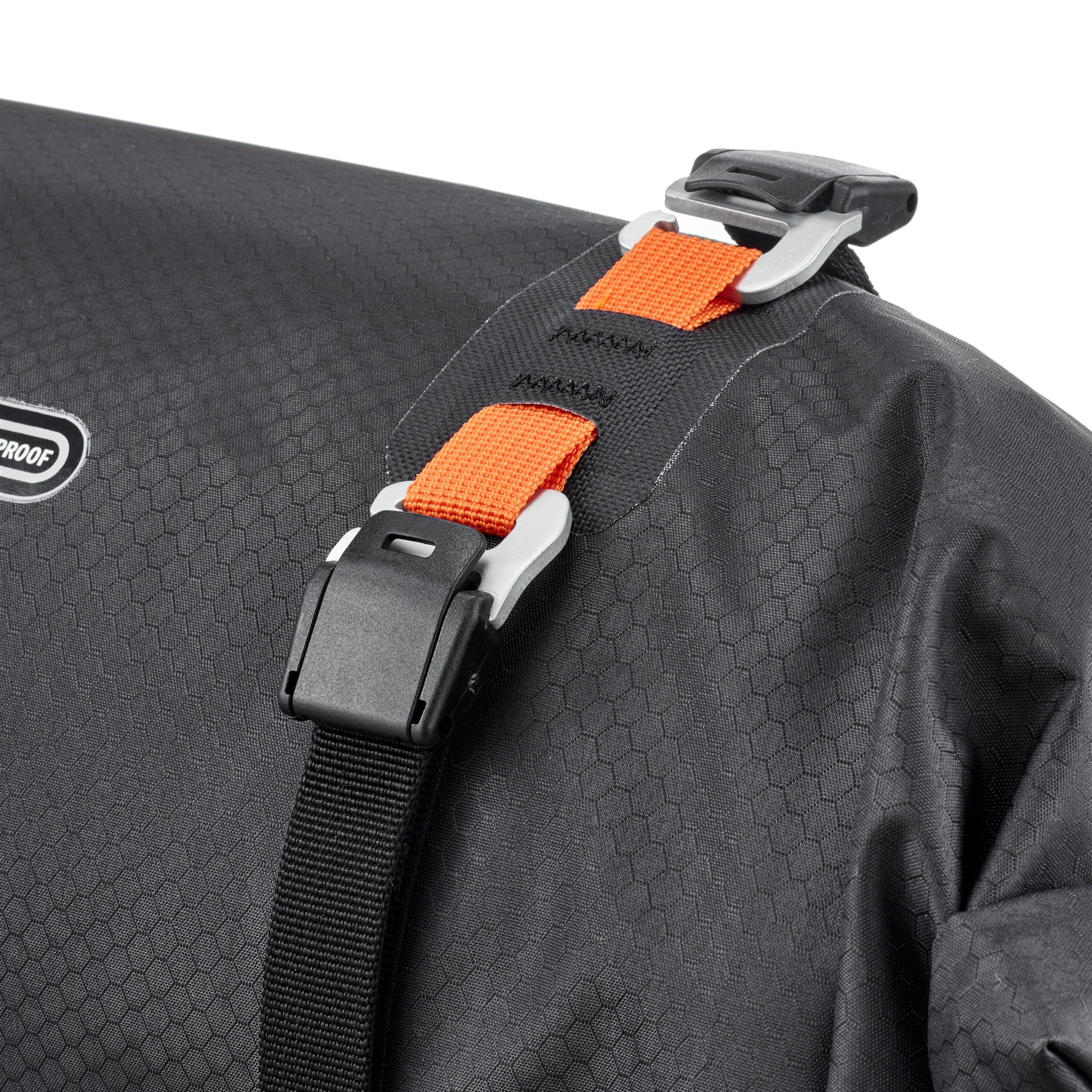 Dettaglio della fibbia sulla ORTLIEB Handlebar-Pack Flex color black-matt